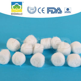 100% Pure Sterile Cotton Wool Balls Small Size Non - Irritating For Hospital